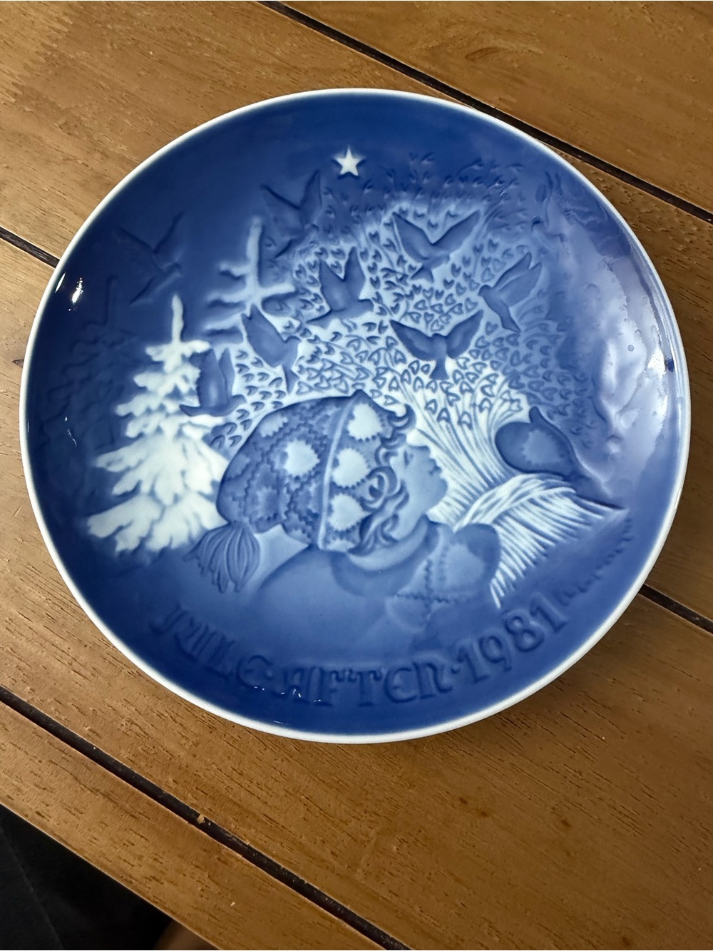 Royal Copenhagen B&G ‘Christmas Peace’ Scene 1981 Plate